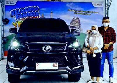 serah terima mobil Toyota dari dealer toyota purwokerto