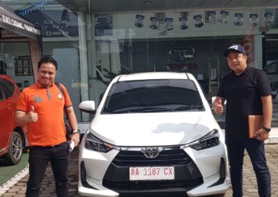 galeri foto serah terima mobil toyota purwokerto